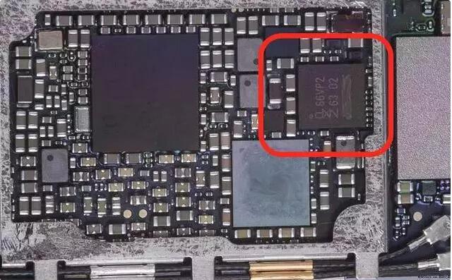 iPhone 6S將會(huì)配備一款型號(hào)為“66VP2”的全新NFC控制器，是否開放NFC是大家最期待的